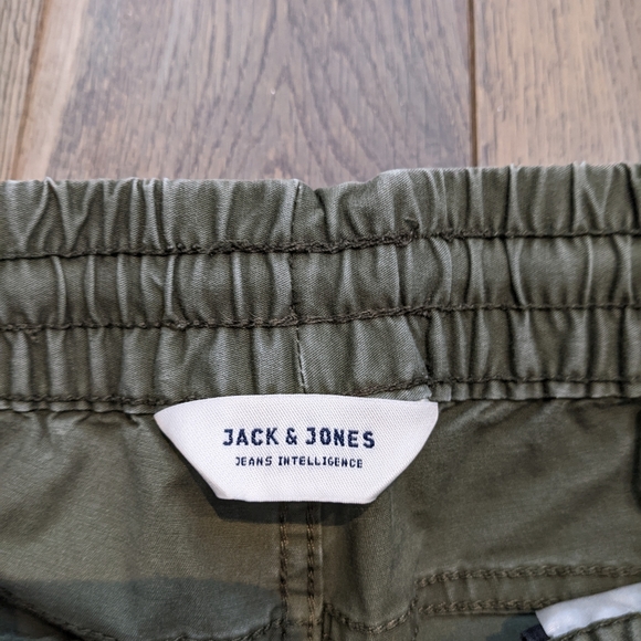 Jack and Jones Tapered Jogger Style Khaki Pants - Picture 2 of 3